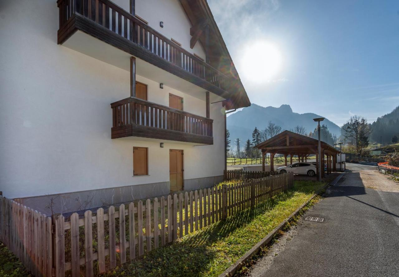 Апартаменти Golf View Apt With Parking And Mountain View! Тарвізіо Екстер'єр фото