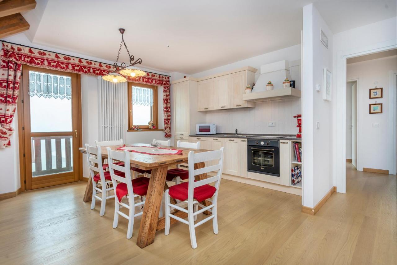Апартаменти Golf View Apt With Parking And Mountain View! Тарвізіо Екстер'єр фото