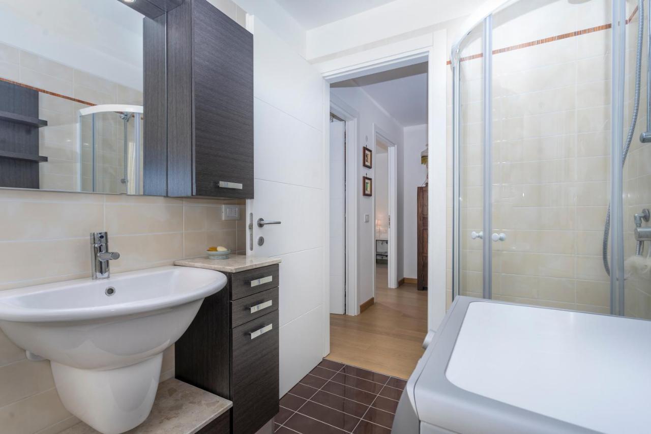 Апартаменти Golf View Apt With Parking And Mountain View! Тарвізіо Екстер'єр фото