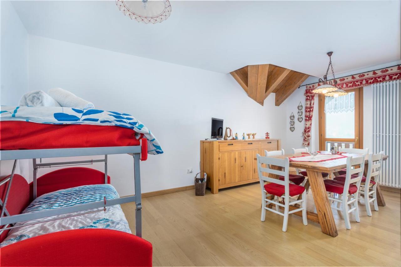 Апартаменти Golf View Apt With Parking And Mountain View! Тарвізіо Екстер'єр фото